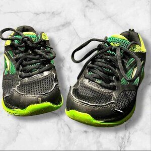 Avia Youth Girls Size 1 Sneakers Black & Green